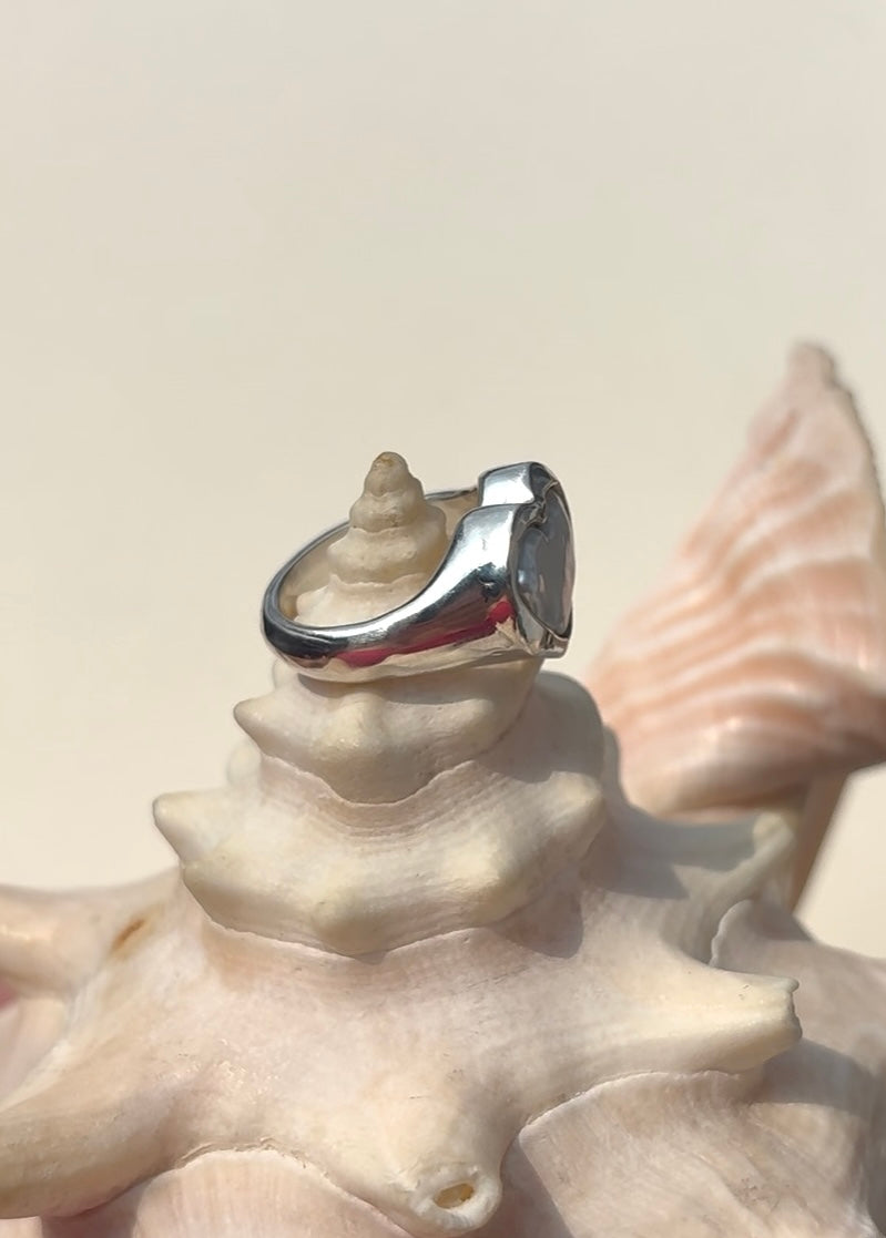 Heart Shaped Pearl Ring image 2